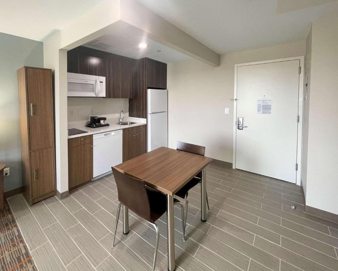 Mainstay Suites Нью-Йорк Экстерьер фото